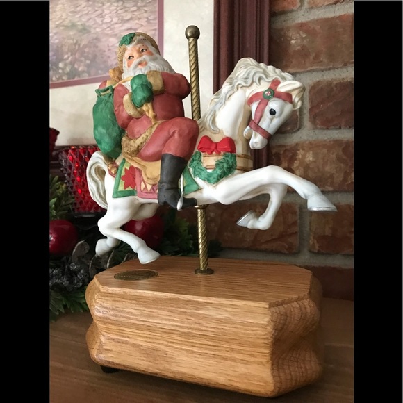 Rare VTG 1986 Santa Limited Edition Carousel - Picture 6 of 10